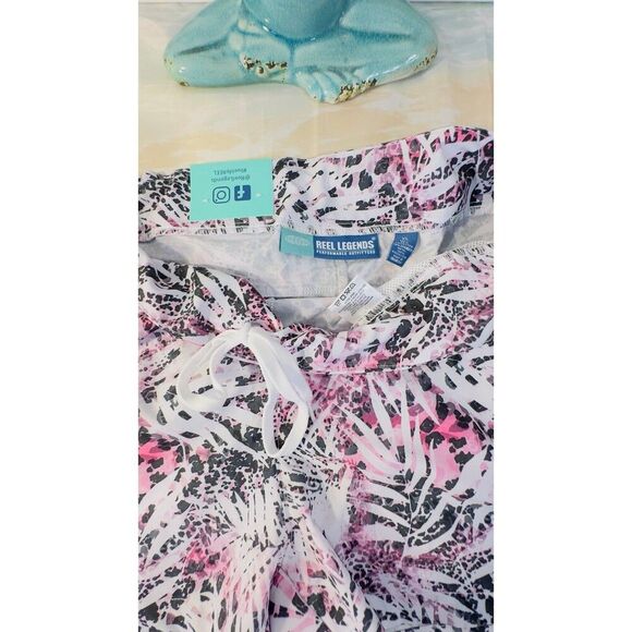 Reel Legends Shorts - Picture 4 of 7